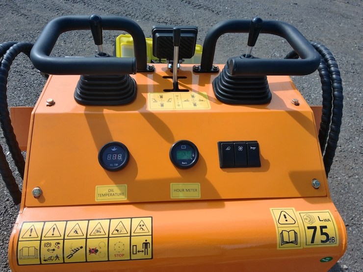 sdlool-sl360t-mini-skid-image-9