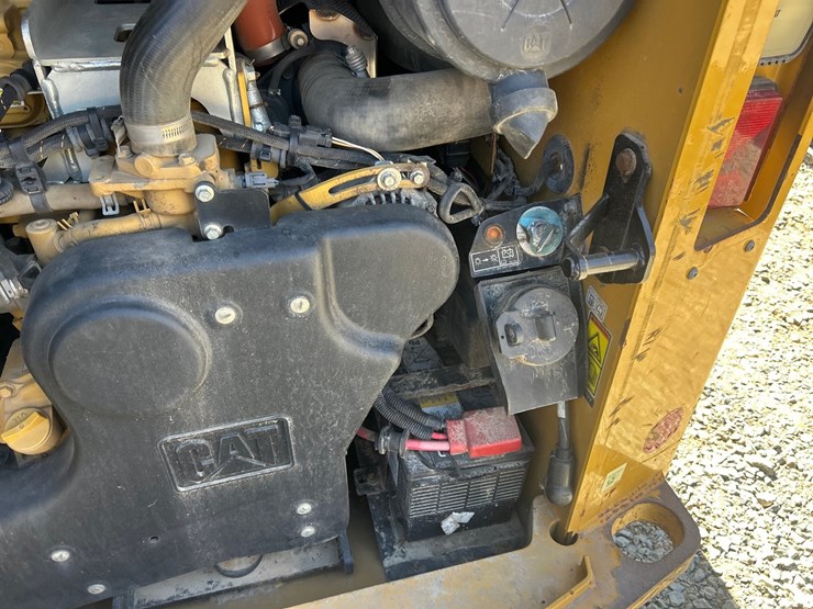caterpillar-299d-image-31