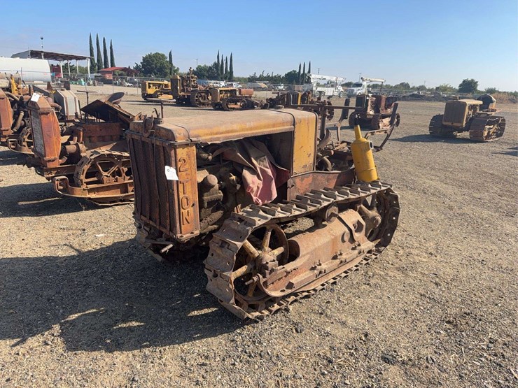 caterpillar-2-ton-image-1