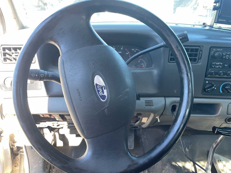 2002-ford-f450-image-8