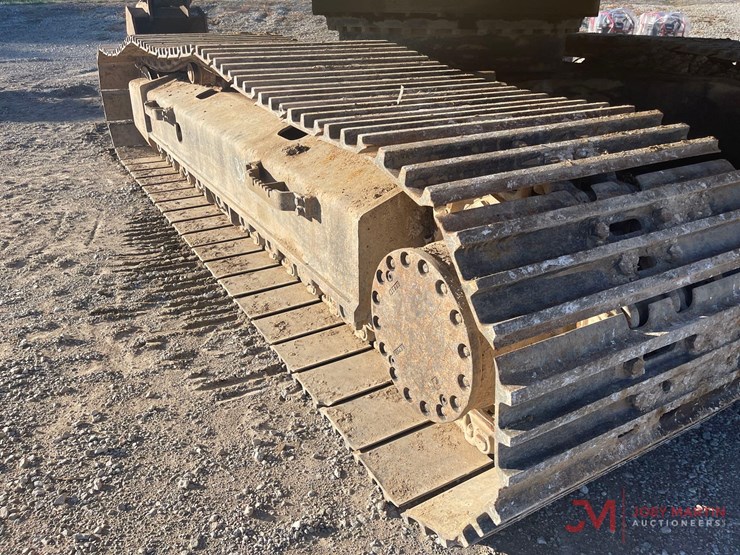 deere-330c-lc-image-9