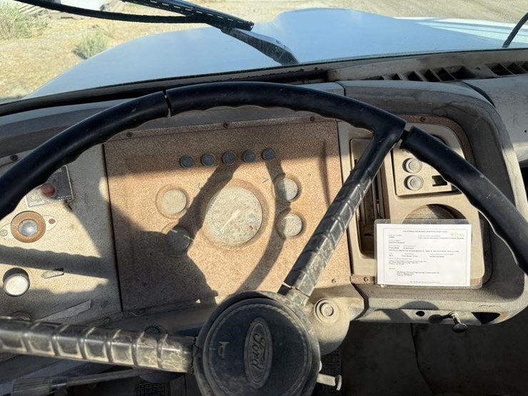 ford-f700-image-27