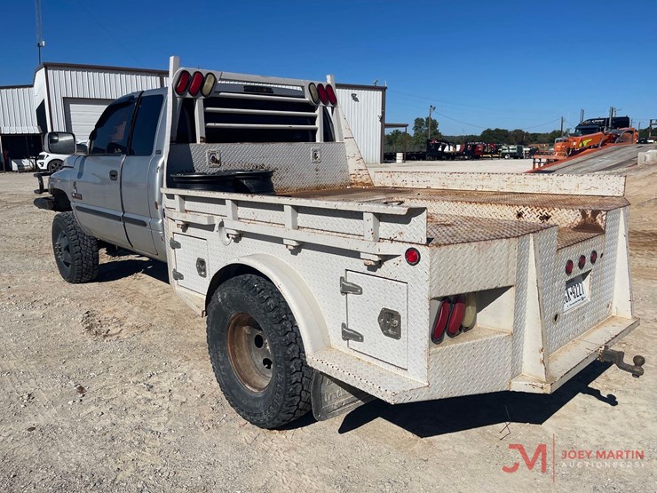 2001-dodge-ram-3500-image-4