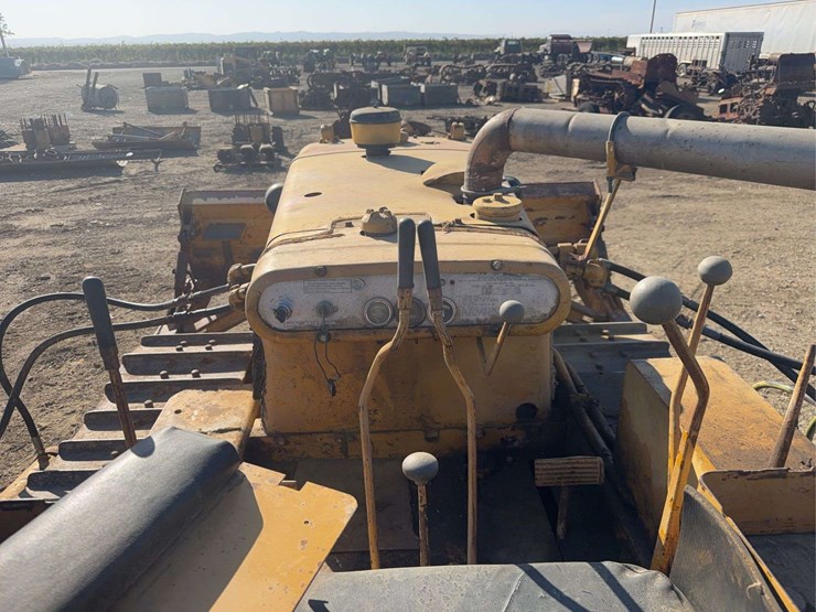 caterpillar-d4d-image-34