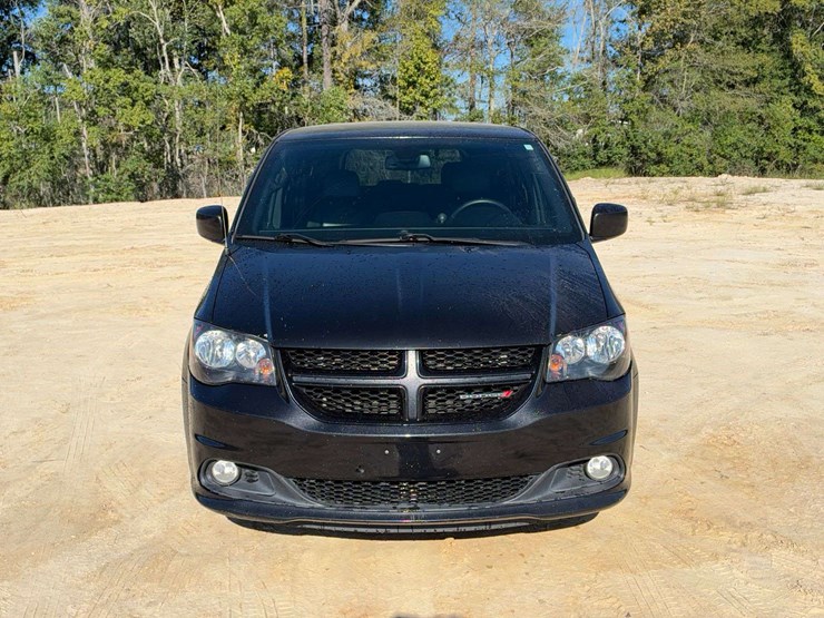 2019-dodge-grand-caravan-gt-image-5