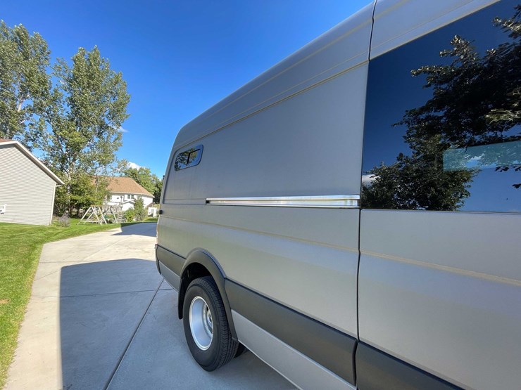 #525-•-2012-mercedes-benz-sprinter-(title-in-delay)-(green-bay,-wi)-image-38