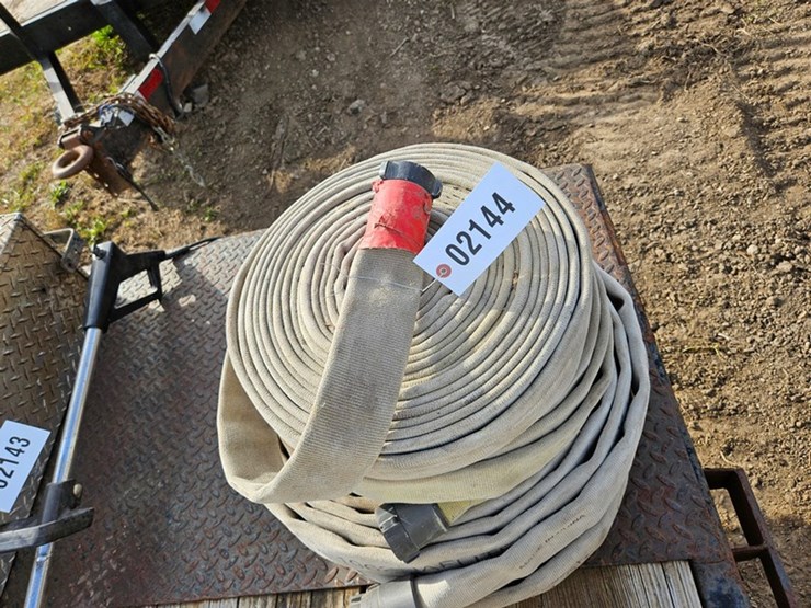 #2144-•-stack-of-1-3/4"-water-hoses-image-4
