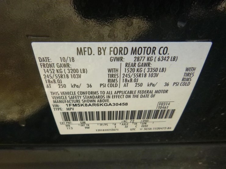 2019-ford-explorer-image-17