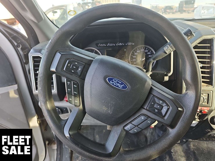 2020-ford-f550-image-33