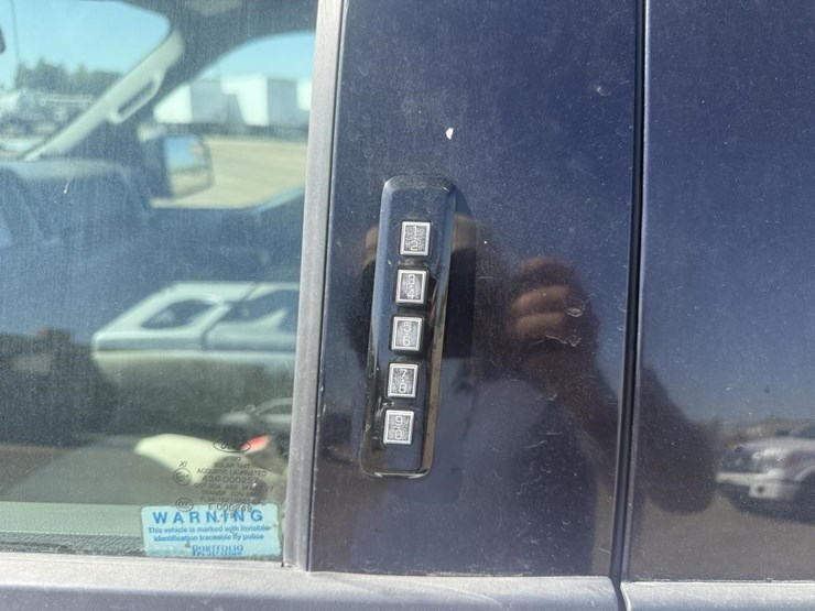 2020-ford-f150-image-9