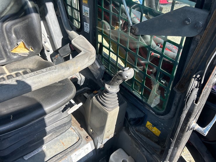 takeuchi-tl8-image-38