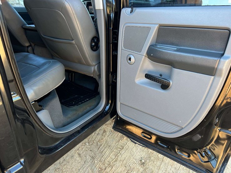 2008-dodge-ram-1500-image-24