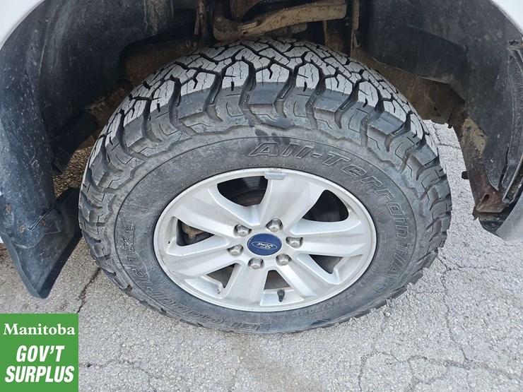 2016-ford-f150-image-12