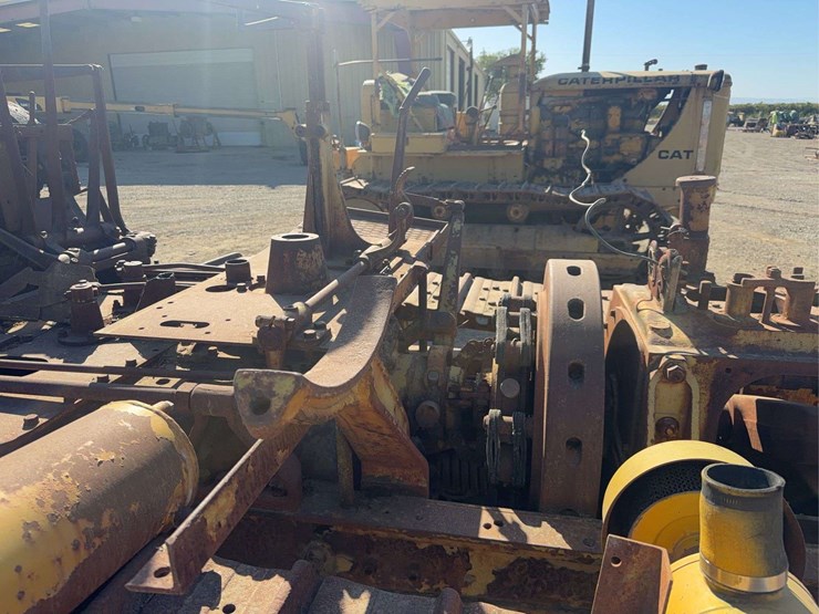 caterpillar-65-image-19