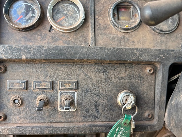 kenworth-t800-image-43