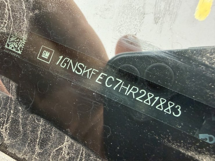 2017-chevrolet-tahoe-image-9