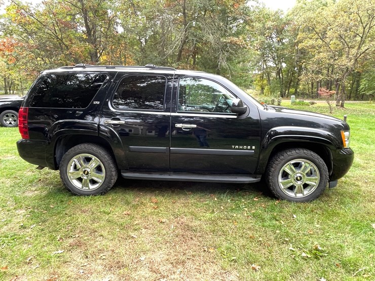 2007-chevrolet-tahoe-ltz-image-4