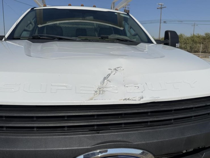 2019-ford-f450-image-18
