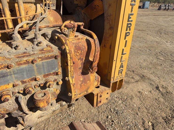 caterpillar-rd6-image-28