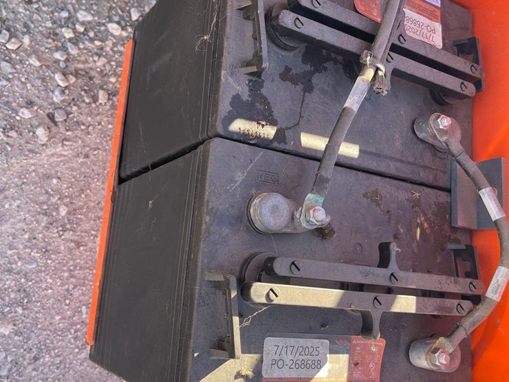 2015-jlg-1230es-image-15