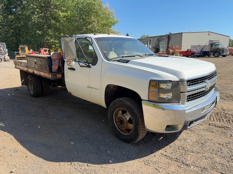 2008-chevrolet-3500hd-image-7