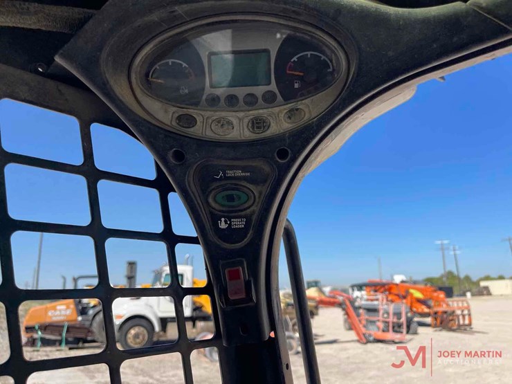 2017-bobcat-t630-image-19