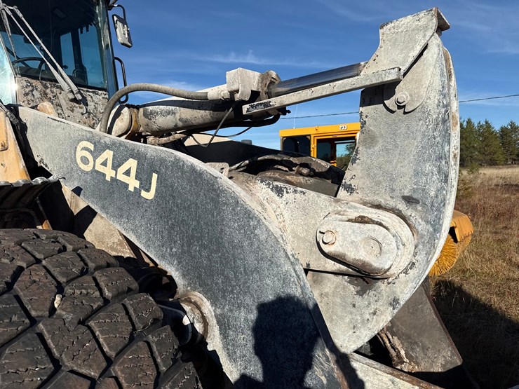 deere-644j-image-18