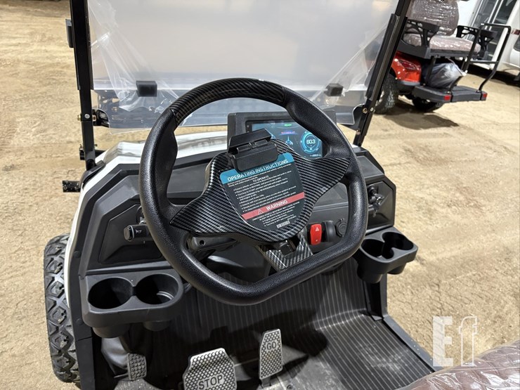 2026-hq80-golf-cart-#2-(white)-10096-image-11