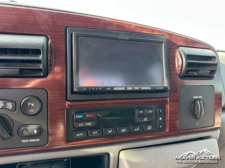 2005-ford-f350-image-21