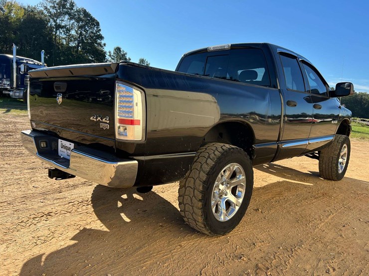 2008-dodge-ram-1500-image-3
