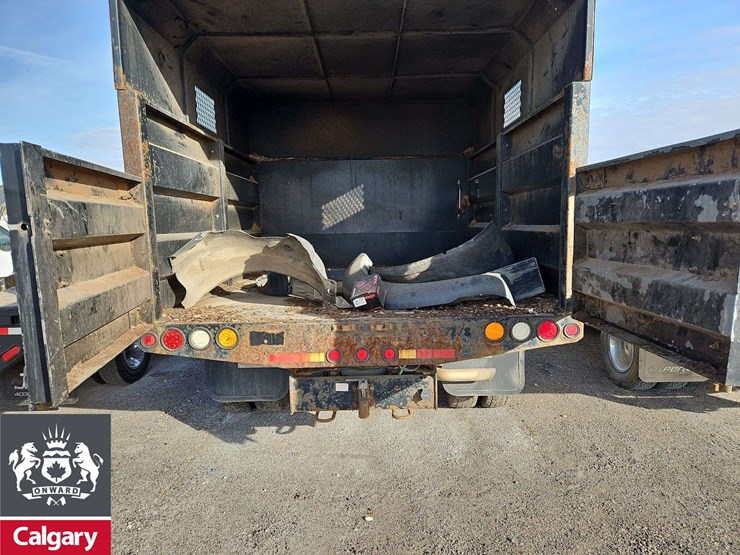 2016-ford-f550-image-29