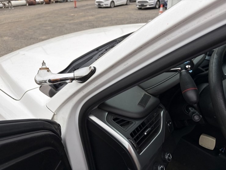 2017-chevrolet-tahoe-image-27