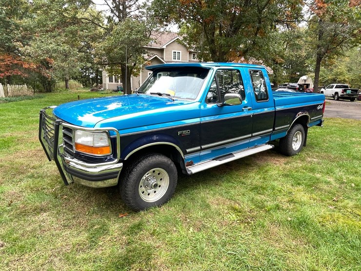 1995-ford-f150-xlt-image-1