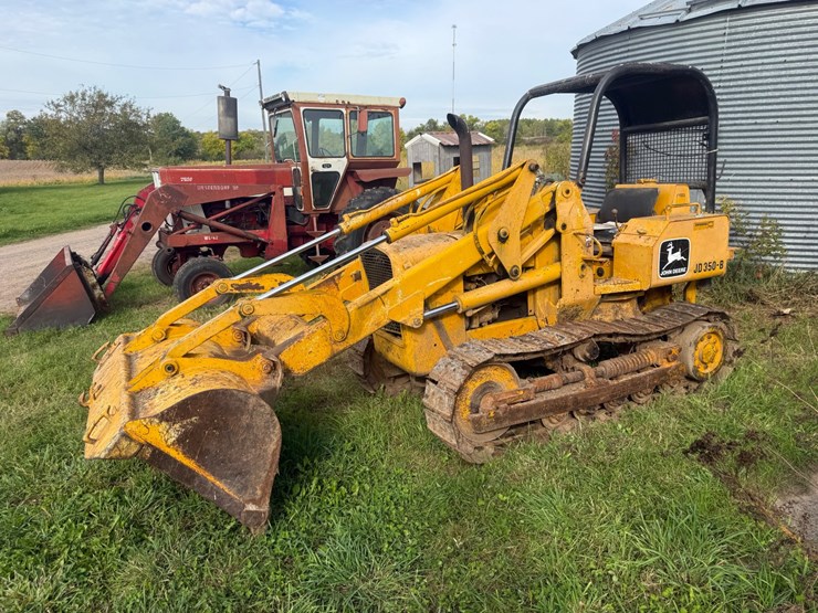 john-deere-350-image-10