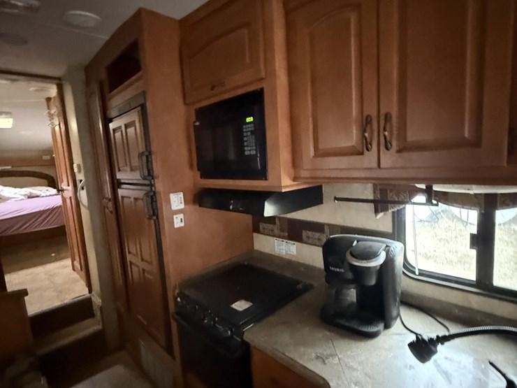 2011-trails-west-27ft-camper-image-28