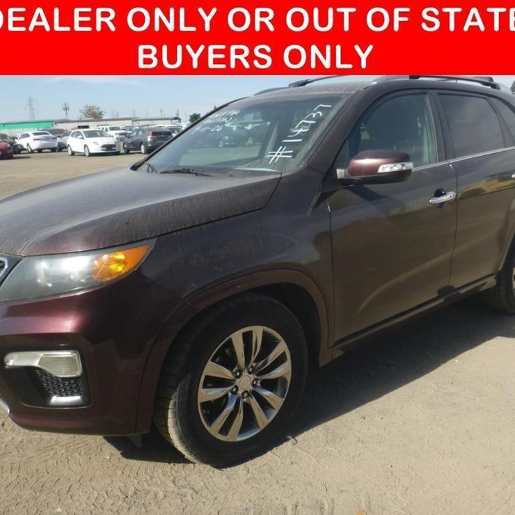 2011 KIA SORENTO
