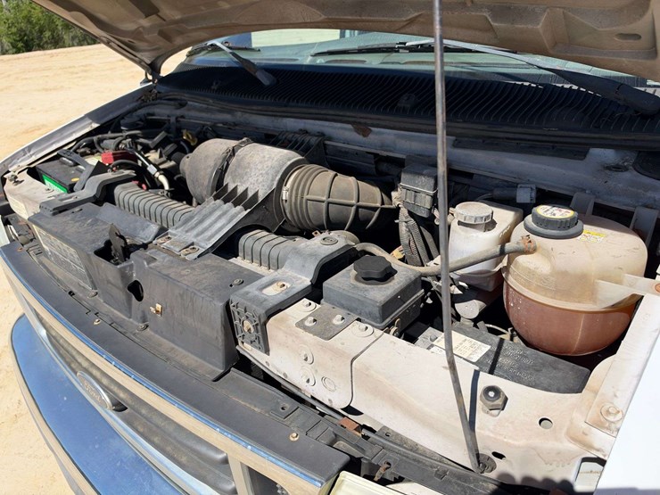 2007-utility-van-image-7