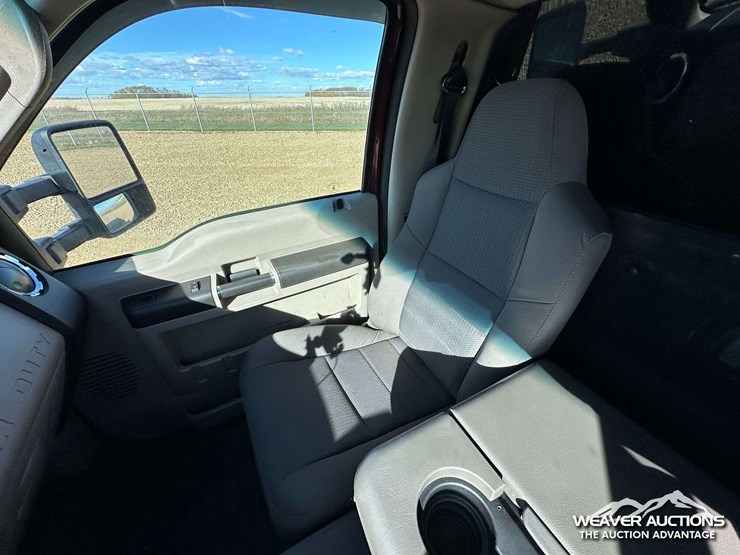 2009-ford-f550-xlt-image-9