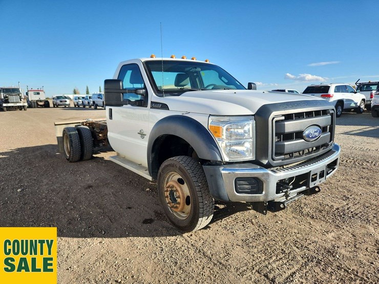 2015-ford-f550-image-2