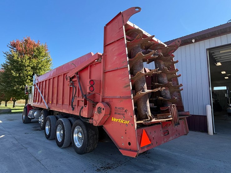 2005-peterbilt-378-image-3