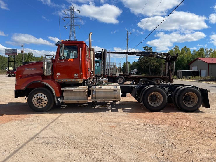 2016-western-star-4900sb-image-8
