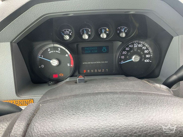 2014-ford-f550-image-13