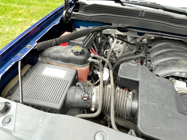 2014-chevrolet-1500-image-46