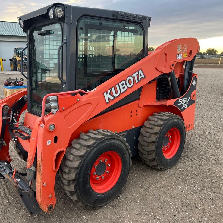 KUBOTA SSV75