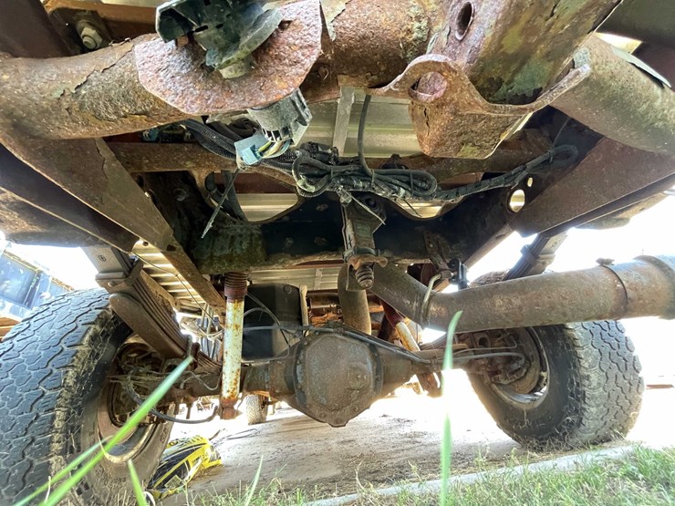 2008-gmc-2500hd-image-25