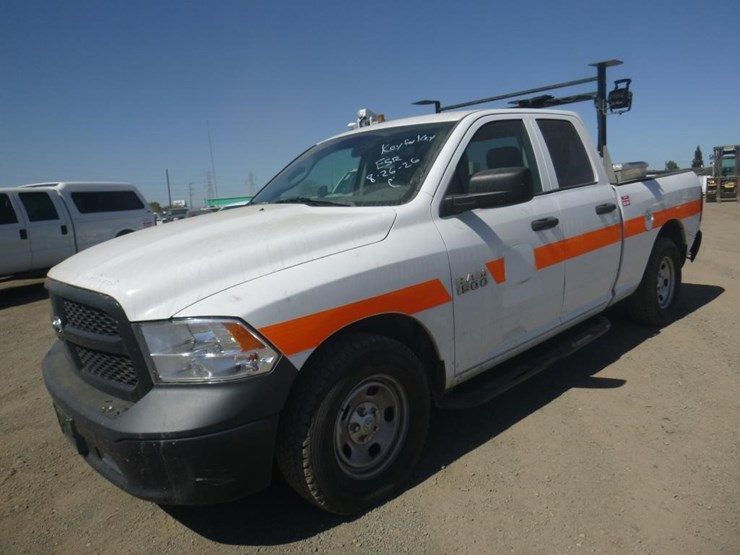 2016-dodge-1500-image-1