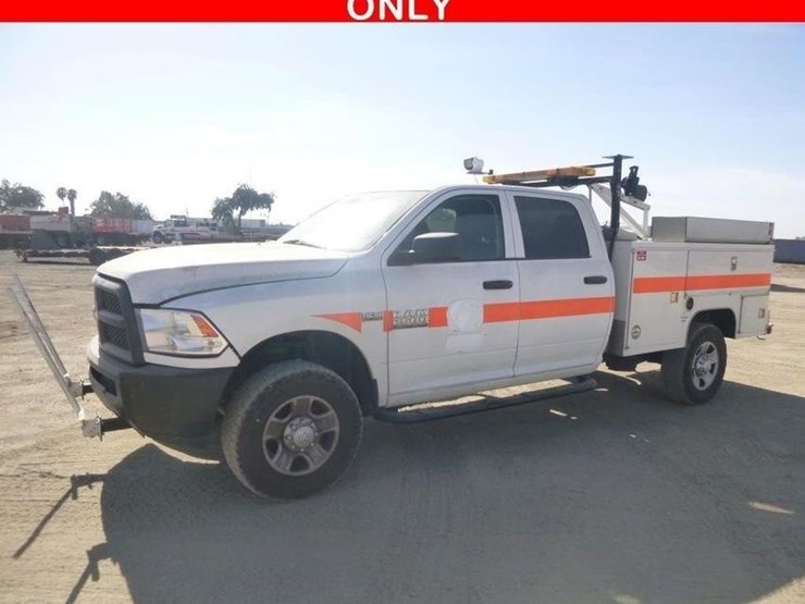 2015-dodge-2500-image-1