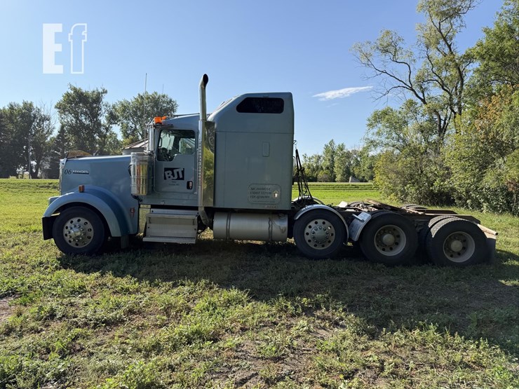 2006-kenworth-w900-image-8