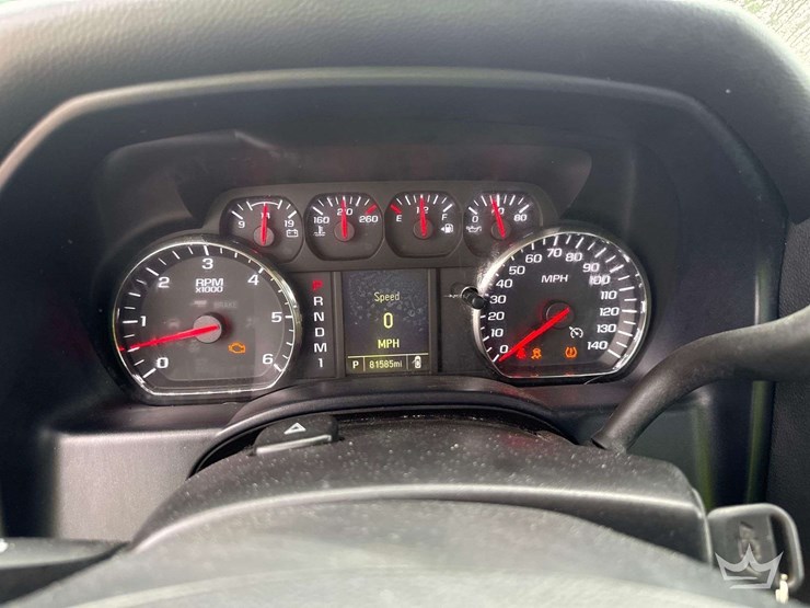 2015-chevrolet-silverado-2500-image-17
