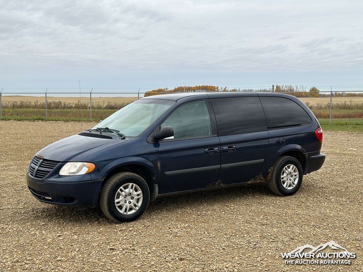 2006-dodge-grand-caravan-image-1